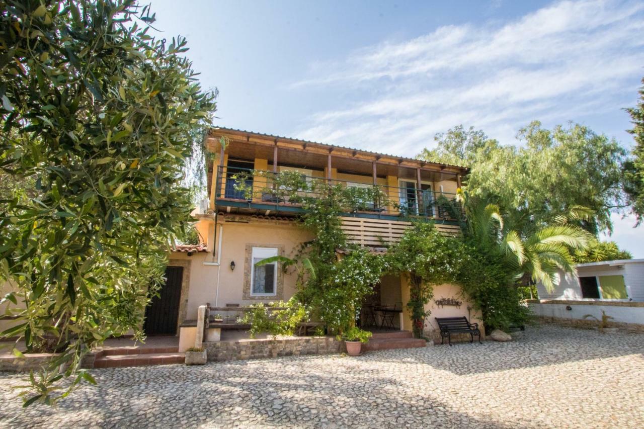 Casa de camp La Petrara *
